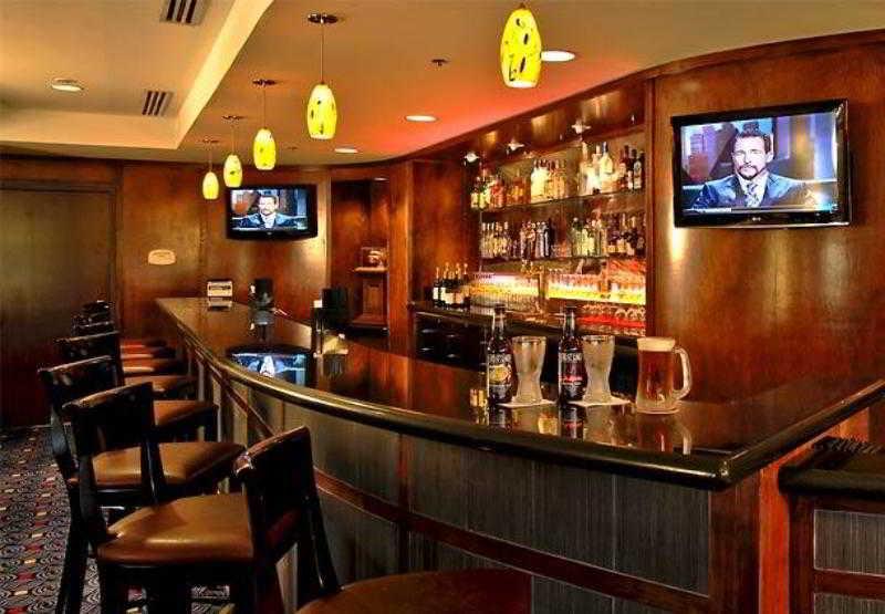 Courtyard By Marriott Canton North Canton Restoran gambar