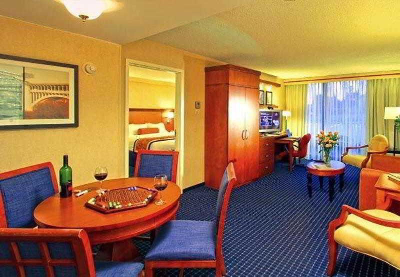 Courtyard By Marriott Canton North Canton Luaran gambar